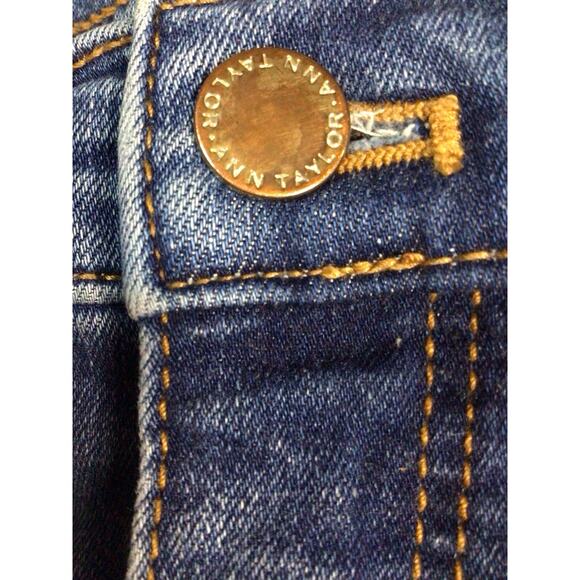 Ann Taylor Womens Jeans Size 6 The Boot Mid Rise - Picture 8 of 9